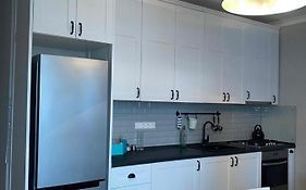 The Cosy Apartment In The Heart Of Batumi, 5 Minutes Walk From The Sea